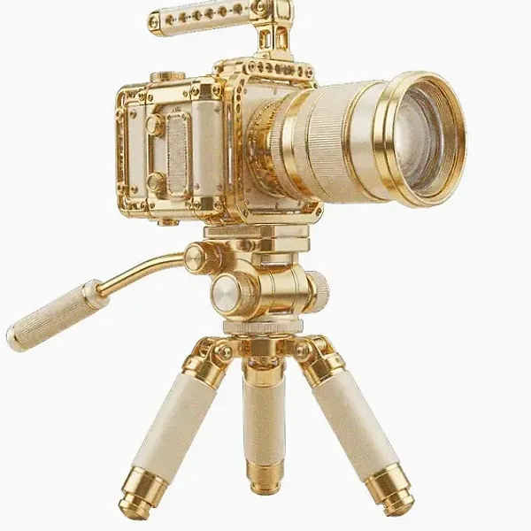 Camera on tripod — Lucky Barry